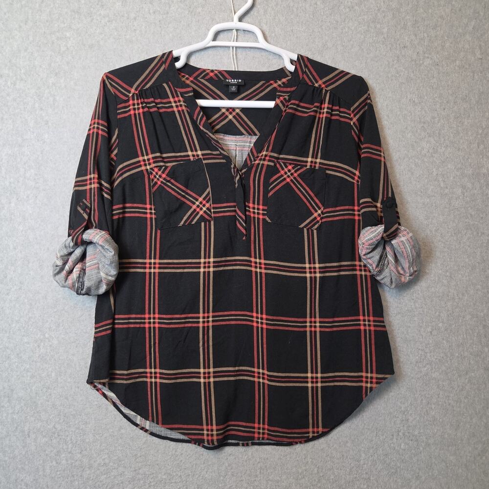 Torrid Harper Georgette Black Plaid RTS V Neck Rayon Blouse Plus 0X Stretch